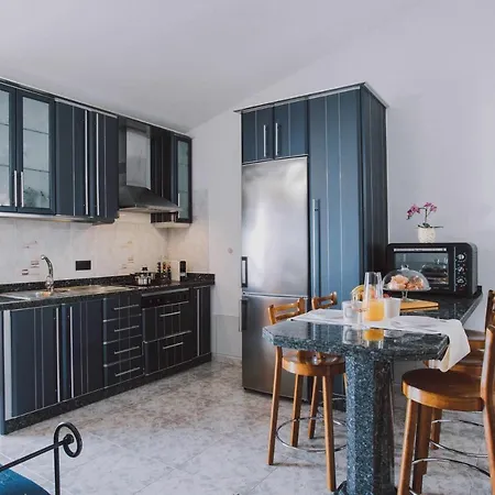 Apartment Bohe Suites And Las Palmas de Gran Canaria